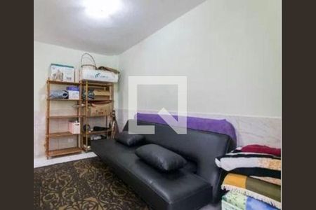 Casa à venda com 3 quartos, 212m² em Vila Gumercindo, São Paulo