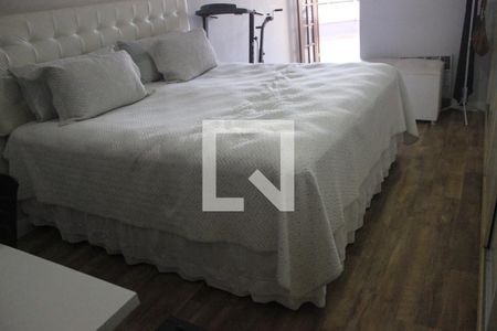 Suíte 1 de casa à venda com 4 quartos, 250m² em Vila Milton, Guarulhos