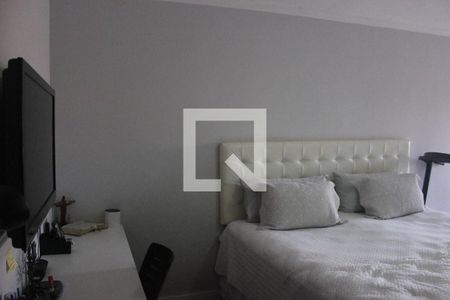 Suíte 1 de casa à venda com 4 quartos, 250m² em Vila Milton, Guarulhos