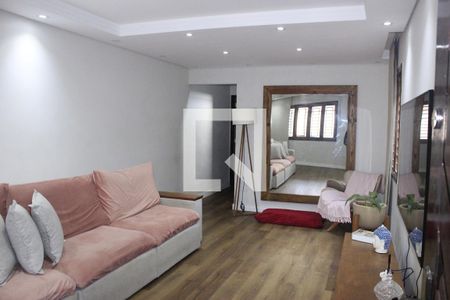 Sala de casa à venda com 4 quartos, 250m² em Vila Milton, Guarulhos