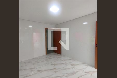 Casa à venda com 3 quartos, 200m² em Vila Salete, São Paulo