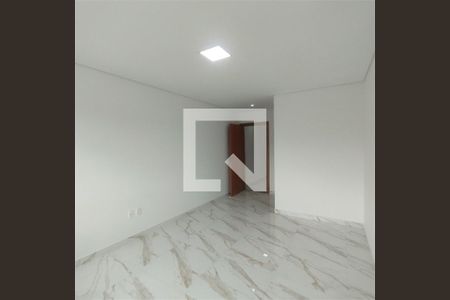 Casa à venda com 3 quartos, 200m² em Vila Salete, São Paulo