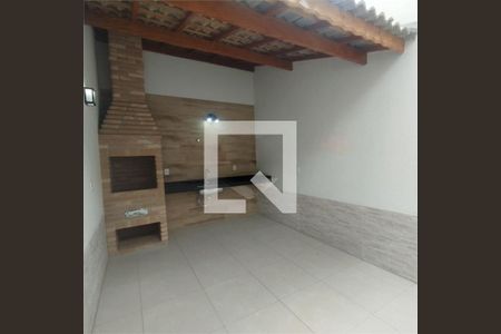 Casa à venda com 3 quartos, 200m² em Vila Salete, São Paulo