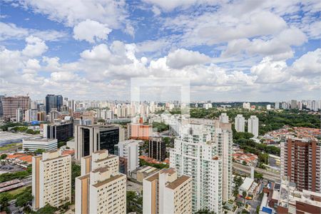 Apartamento à venda com 2 quartos, 112m² em Santo Amaro, São Paulo
