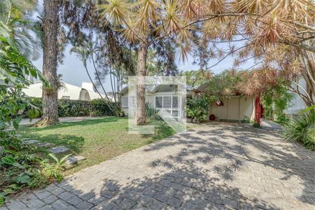 Casa à venda com 3 quartos, 173m² em Chácara Monte Alegre, São Paulo