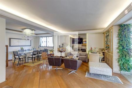 Apartamento à venda com 4 quartos, 240m² em Campo Belo, São Paulo