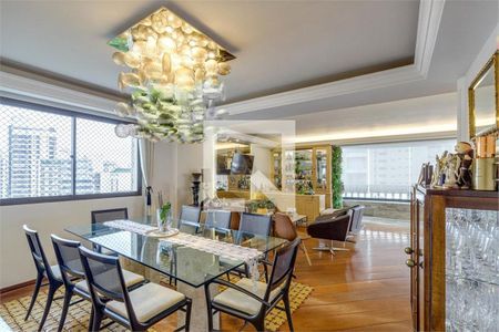 Apartamento à venda com 4 quartos, 240m² em Campo Belo, São Paulo