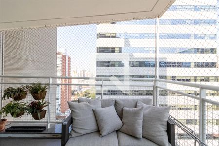 Apartamento à venda com 3 quartos, 133m² em Itaim Bibi, São Paulo