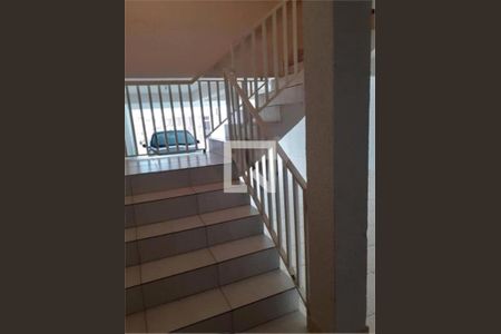 Apartamento à venda com 2 quartos, 50m² em Jardim Santo André, Santo André