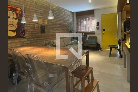 Sala de casa de condomínio à venda com 2 quartos, 90m² em Vila Clementino, São Paulo
