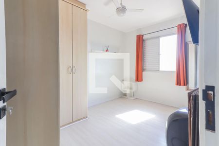 Quarto 2 de apartamento para alugar com 2 quartos, 47m² em Jd Ferreira, São Paulo