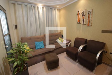 Sala de casa para alugar com 4 quartos, 392m² em Jardim Primeiro de Maio (chacara Fazendinha), Osasco