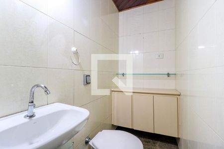 Lavabo de casa à venda com 3 quartos, 150m² em Parque Colonial, São Paulo