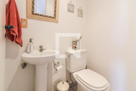 Lavabo de casa de condomínio à venda com 3 quartos, 208m² em Rio Pequeno, São Paulo