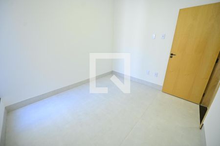 Quarto de casa para alugar com 2 quartos, 150m² em Jardim Curitiba, Goiânia