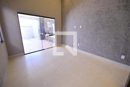 Sala de casa para alugar com 2 quartos, 150m² em Jardim Curitiba, Goiânia