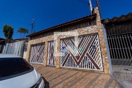 Fachada de casa à venda com 2 quartos, 360m² em Vila Rio Branco, São Paulo