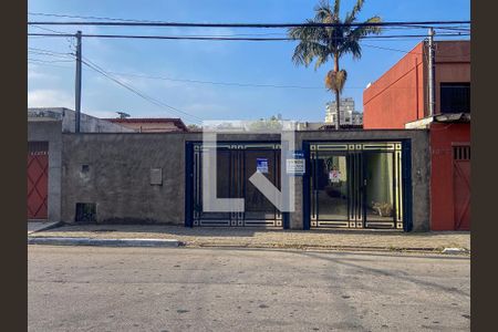 Fachada de casa à venda com 3 quartos, 400m² em Brooklin, São Paulo