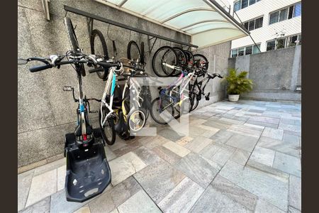 Apartamento à venda com 2 quartos, 81m² em Indianópolis, São Paulo