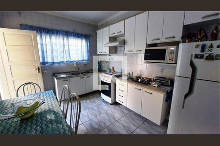 Casa à venda com 3 quartos, 185m² em Granja Julieta, São Paulo