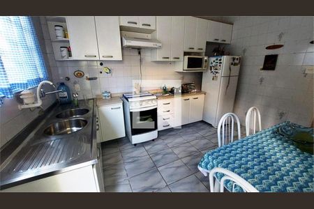 Casa à venda com 3 quartos, 185m² em Granja Julieta, São Paulo