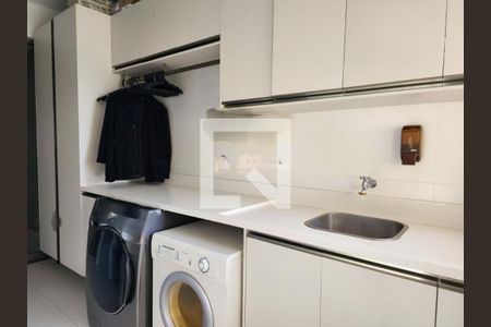 Apartamento à venda com 4 quartos, 211m² em Real Parque, São Paulo