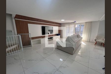 Sala de casa de condomínio à venda com 5 quartos, 366m² em Recreio dos Bandeirantes, Rio de Janeiro