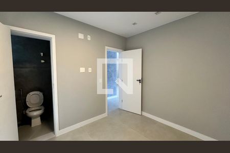 Suíte 1 de casa à venda com 4 quartos, 200m² em Vargem Pequena, Rio de Janeiro