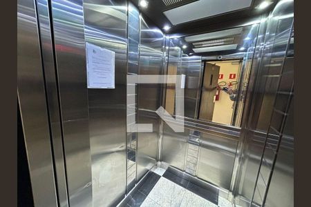 Apartamento à venda com 2 quartos, 83m² em Aclimação, São Paulo