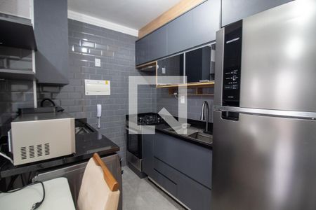 Cozinha de apartamento para alugar com 1 quarto, 31m² em Vila Sonia, São Paulo