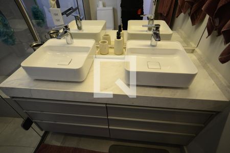 Suíte 2 Banheiro de apartamento para alugar com 3 quartos, 105m² em Vila Mariana, São Paulo