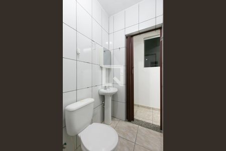 Banheiro Social de casa para alugar com 1 quarto, 100m² em Cidade Antônio Estêvão de Carvalho, São Paulo