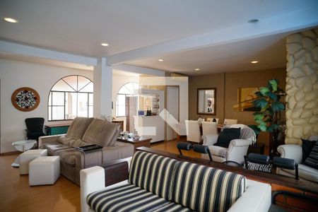 Sala de casa à venda com 4 quartos, 377m² em São Francisco, Niterói