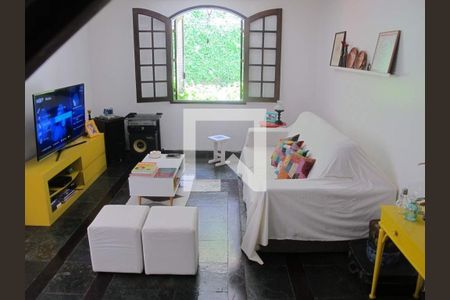 Casa à venda com 4 quartos, 221m² em Vila Isabel, Rio de Janeiro