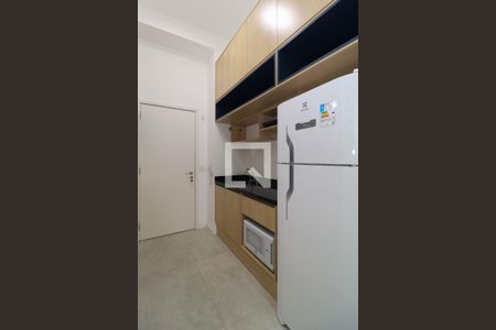 Cozinha de kitnet/studio para alugar com 1 quarto, 24m² em Pinheiros, São Paulo