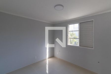 Quarto 1 de apartamento para alugar com 2 quartos, 45m² em Conjunto Residencial José Bonifácio, São Paulo