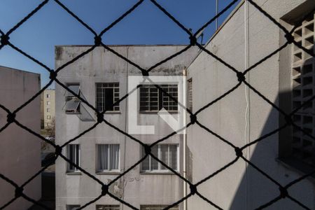 Vista Sala de apartamento para alugar com 2 quartos, 45m² em Conjunto Residencial José Bonifácio, São Paulo