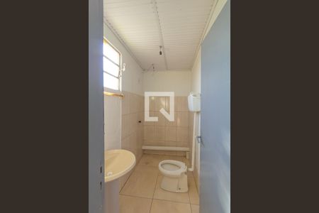 Banheiro de apartamento para alugar com 2 quartos, 40m² em Mathias Velho, Canoas