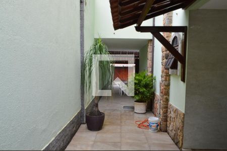 Garagem de casa à venda com 3 quartos, 219m² em Curicica, Rio de Janeiro