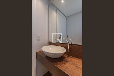 Lavabo da Sala de apartamento à venda com 1 quarto, 76m² em Bela Vista, Porto Alegre