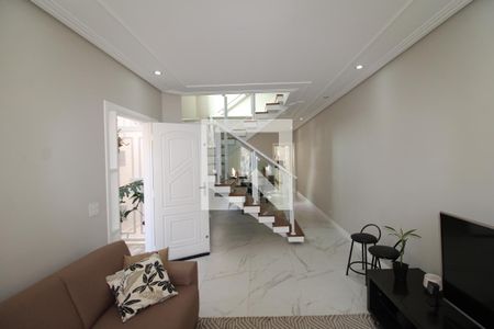 Sala de casa à venda com 3 quartos, 230m² em Tucuruvi, São Paulo