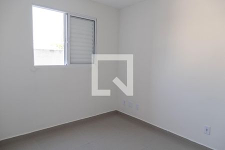 Quarto 1 de apartamento para alugar com 2 quartos, 48m² em Jardim do Triunfo, Guarulhos