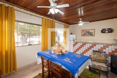 Casa à venda com 3 quartos, 230m² em Vila Aricanduva, São Paulo