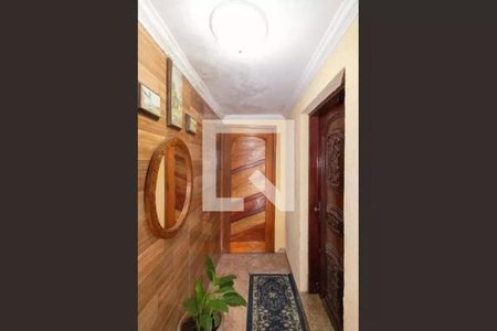 Casa à venda com 3 quartos, 230m² em Vila Aricanduva, São Paulo