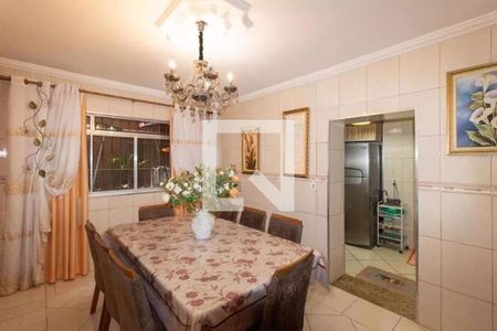 Casa à venda com 3 quartos, 230m² em Vila Aricanduva, São Paulo