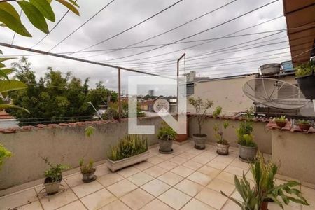 Casa à venda com 3 quartos, 230m² em Vila Aricanduva, São Paulo