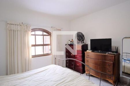 Casa à venda com 4 quartos, 250m² em Vila Aricanduva, São Paulo