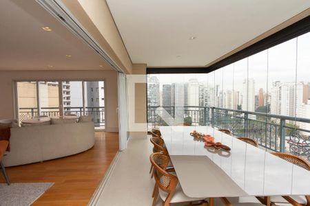Varanda da Sala de apartamento à venda com 3 quartos, 275m² em Itaim Bibi, São Paulo