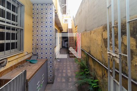 Corredor Externo de casa à venda com 3 quartos, 165m² em Quinta da Paineira, São Paulo