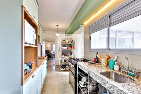 Apartamento à venda com 3 quartos, 155m² em Vila Sofia, São Paulo